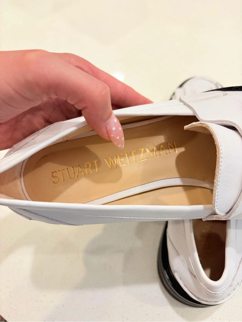 LIKE NEW Stuart Weitzman Mila Lift Loafers‎ White Leather 9.5 Women’s